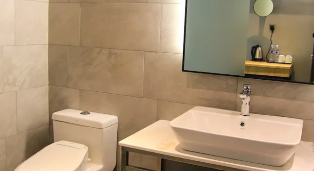 Четырёхместный номер Standard Amigo Hotel