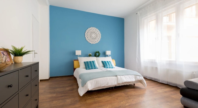 Metro Central Apartment