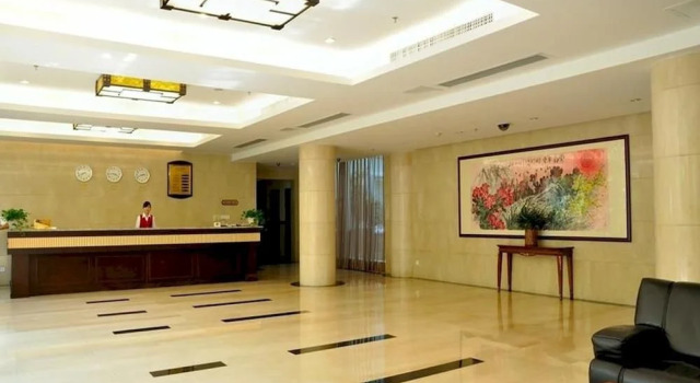 King Court Hotel Zhuhai, Rezerwuj Hotel Hotele w Zhuhai z parkingiem, Parking