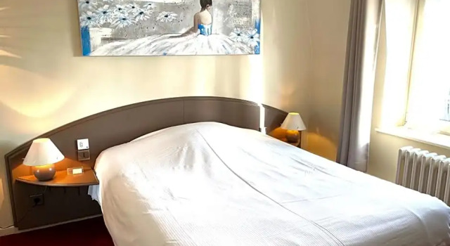 Hôtel - Restaurant "Histoire de Bistrot", Book Hotel Isbergues Pas-de-Calais