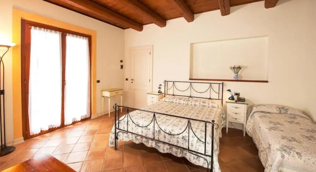 Agriturismo La Sorgente, Забронировать Отель Отели Conero с завтраком, Завтраки