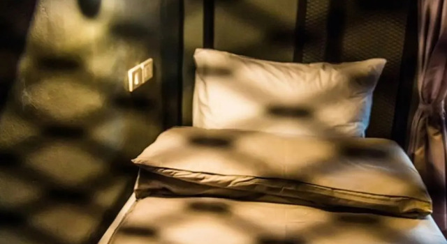 Кровать в общем номере The Arbern Hotel x Bistro - SHA Extra Plus