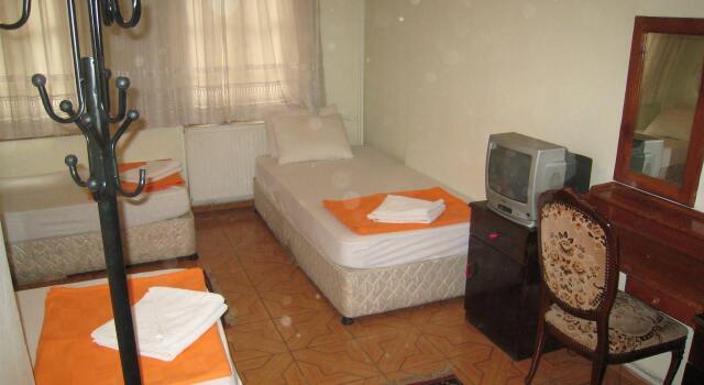 Paris Otel