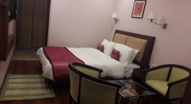 Perfectstayz Premium The Pride, Rezervovat Hotel Hotely v Mussoorie s parkováním, Parkování