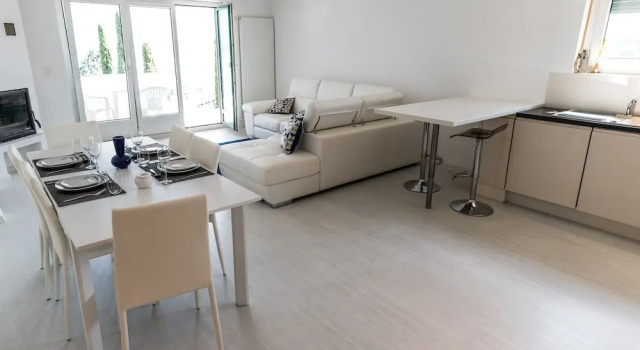 Belgolfo Apartment, Забронировать Апартаменты/квартира Отели Лугано с парковкой, рядом с Парк Ciani, Парковка