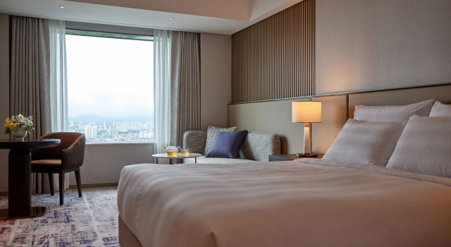Lotte Hotel World