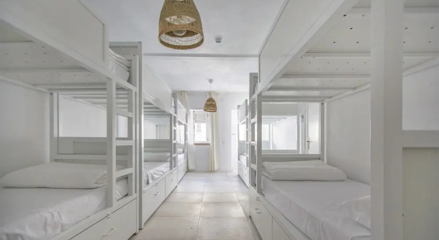 Кровать в общем номере Sun Lovers Hostel
