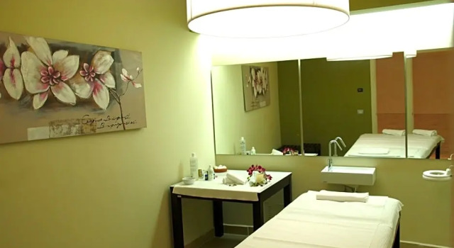Suite Le Dune, Buchen Sie Hotel Hotels in Foresta Umbra mit Pool, Schwimmbad