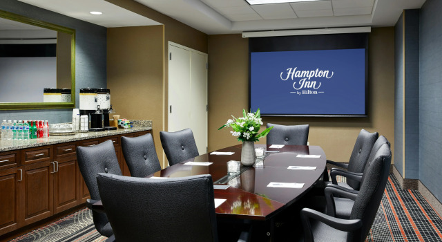 Hampton Inn & Suites Chicago/Mt. Prospect, Забронировать Отель Отели Иллинойс 3 звезды, 3*
