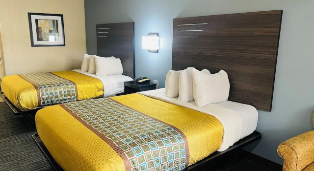 Garden Inn & Suites Little Rock, Забронировать Мини-отель Литтлрок Арканзас, рядом с Детская библиотека и образовательный центр Хиллари Родэм Клинтон