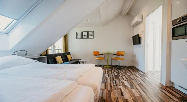 Студия с балконом Appartementen Renesse