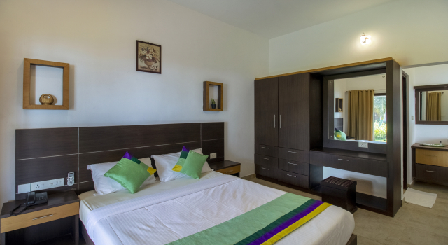 Номер Deluxe Treebo Majestic Retreat