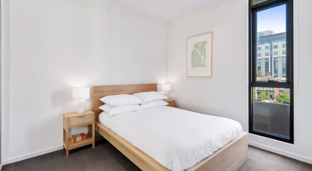 Апартаменты Stylish 2-bed Apartment Near MCG