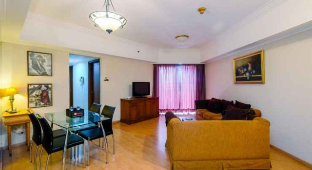 Luxury and Chic 3BR Apartment at Sudirman Tower Condominium By Travelio, Book Apartment Hotels in Jakarta with a Pool, near Mulia Tower, Swimming Pool