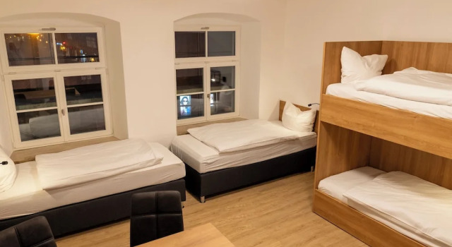Кровать в общем номере Brauhaus-Hostel König von Flandern