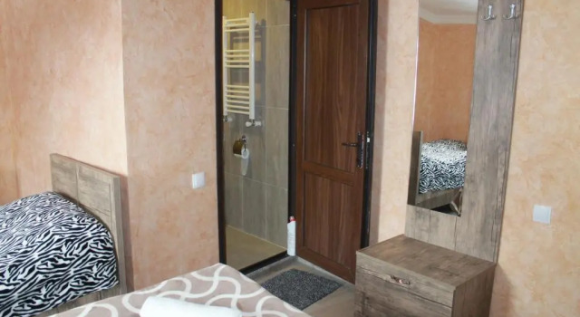 Maias Guesthouse, Prenota Hotel Chvabiani Samegrelo Zemo-Svaneti
