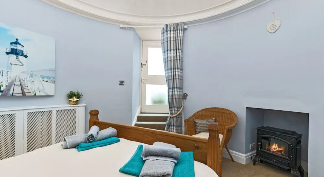 Laston Garden Apartment - Sea Views Large Terrace, Забронировать Апартаменты/квартира Тенби 