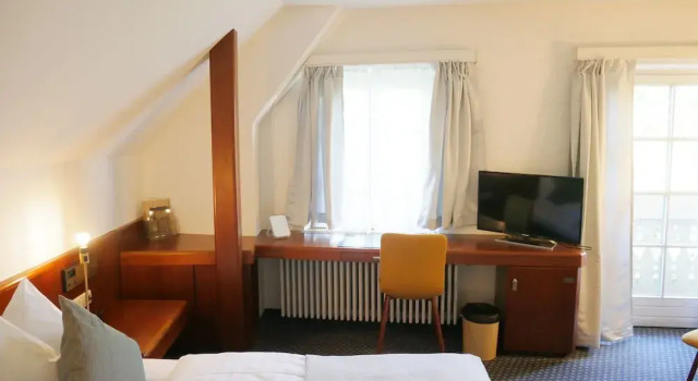Konfor tek kişilik oda Stadthaus Valentin