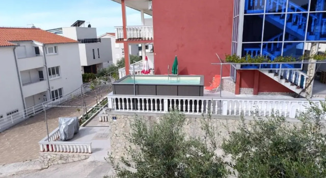 Comfy Holiday Home in Okrug Gornji near Trogir Center