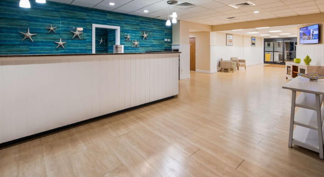 Best Western Plus Ocean City, Забронировать Отель Отели Оушен-Сити с завтраком, рядом с Бар Seacrets, Завтраки
