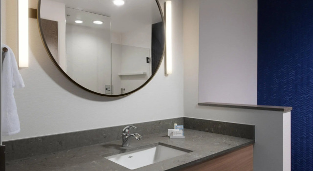Четырёхместный люкс Fairfield Inn & Suites by Marriott El Dorado