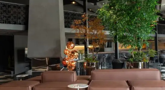 WD Hotel (Nantong Commercial Pedestrian Street)