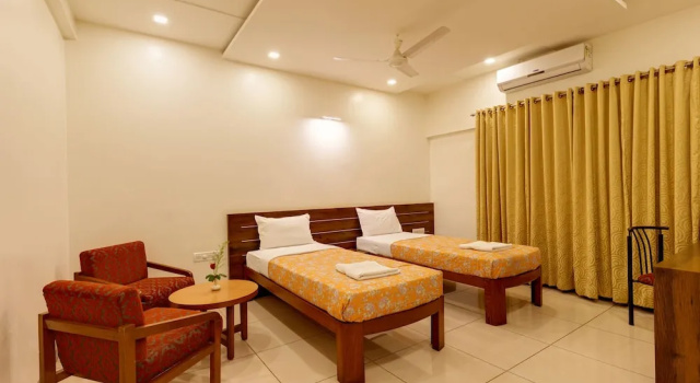 Двухместный номер Deluxe Hotel Woodland Kolhapur