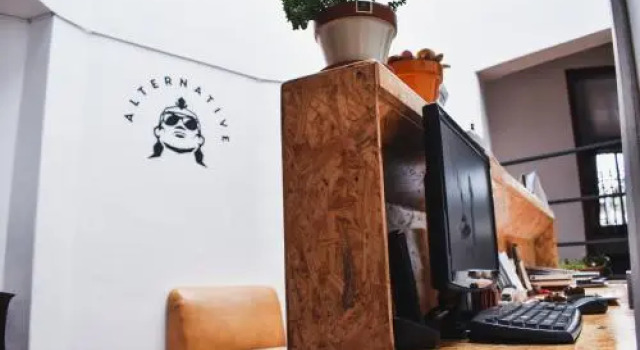 Alternative Hostels