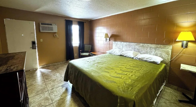 Briarwood Motel Near Valdosta University I 75, Rezerwuj Motel Hotele w Valdosta z parkingiem, Parking
