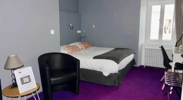 Двухместный номер Standard Logis Hôtel de Paris