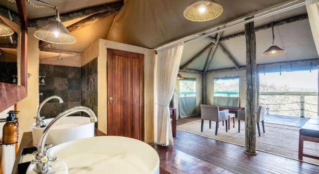Номер Standard Eagle Tented Lodge