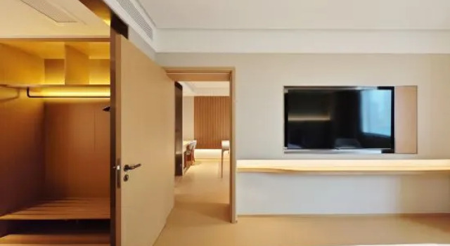 Люкс JI Hotel (Qingdao Dongfang Yidianyuan)