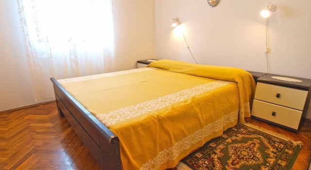 Apartment 728