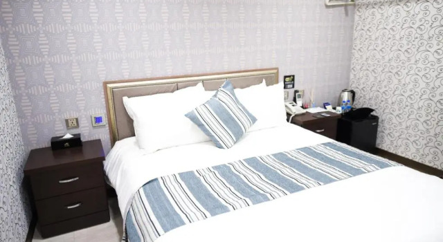 Camera Economy Hosin Hotel