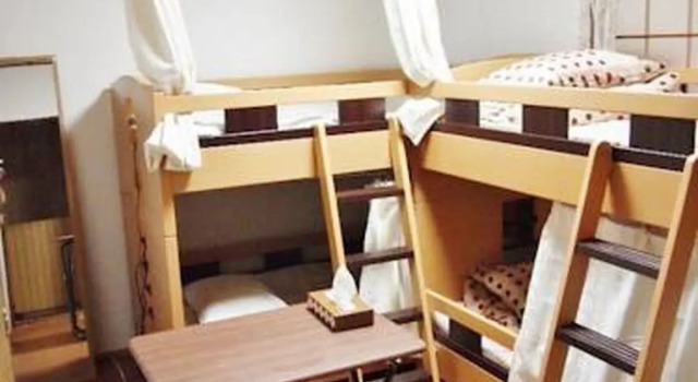 Кровать в общем номере (женский номер) Guesthouse Usagi-Momiji - Hostel