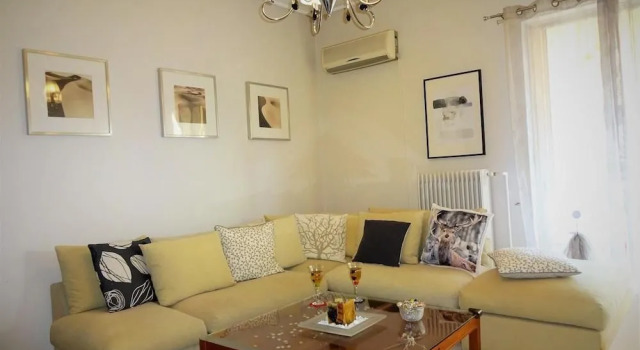 Urban Cosy Flat, 5' Tram/Metro, 2Km From Acropolis
