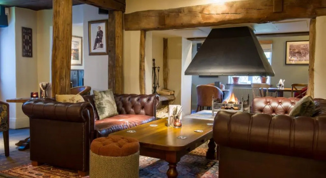 Innkeepers Lodge Huddersfield, Kirkburton
