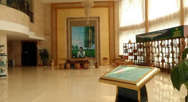Yuxi Hui Jing Hotel, Boek Hotel Yuxi Yunnan