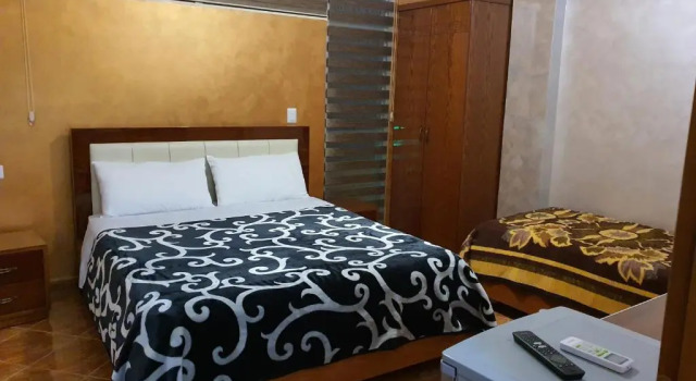 Kompleksi GJONI, Prenota Hotel Fier Riviera Albanese