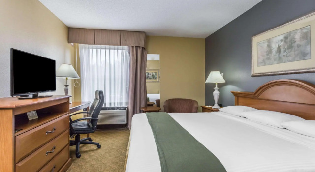 Двухместный номер Standard Days Inn by Wyndham Selma