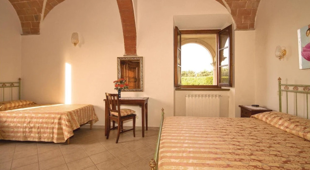 Corneto 1, Book Hotel Hotels in Pomarance with a Pool, Swimming Pool