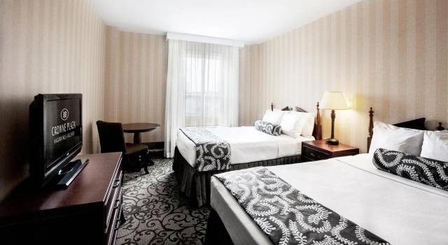 Четырёхместный номер Standard The Brock Niagara Falls Fallsview, Tapestry by Hilton