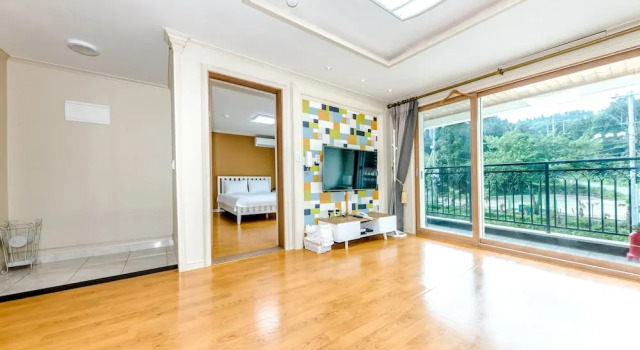 Номер Standard с видом на горы Jeju Ive Hotel & Resort