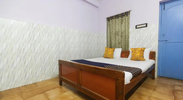 Jamal Asr Lodge by OYO Rooms, Buchen Sie Hotel Viluppuram 