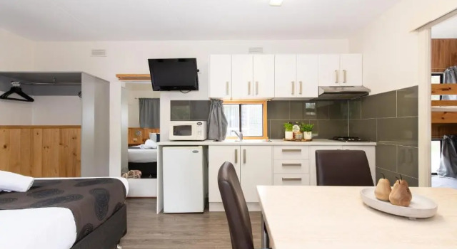 Семейный номер Standard Adelaide Caravan Park - Aspen Holiday Parks
