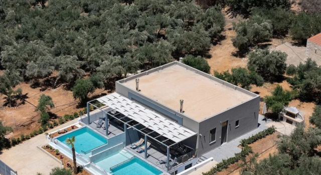 Коттедж Villa Me & You - With 2 Private Pools