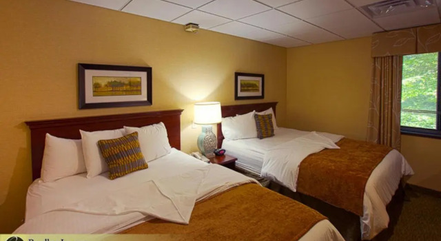Номер Deluxe Bolger Hotel and Conference Center