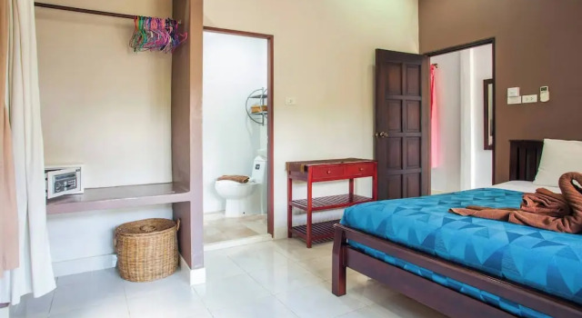 House 4 People sea View 100 m From the Beach
