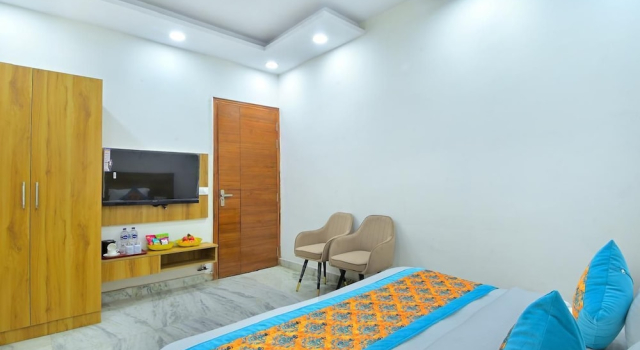 Hotel The Param Continental, Забронировать Отель Отели Нью-Дели с завтраком, Завтраки