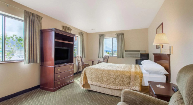 Dobbelt suite Super 8 Butte